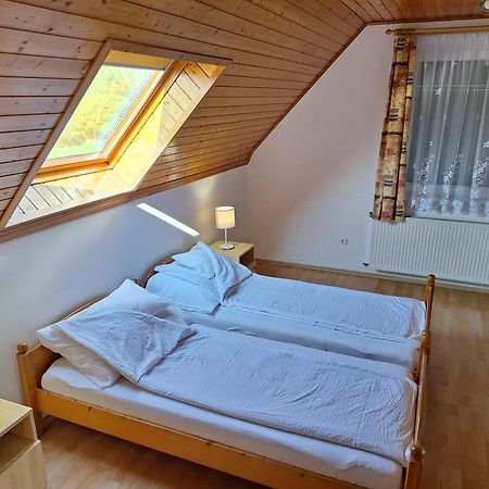 Badacsony Apartmanhaz Badacsonytomaj Exteriör bild