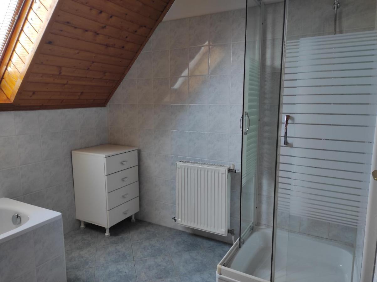 Badacsony Apartmanhaz Badacsonytomaj Exteriör bild