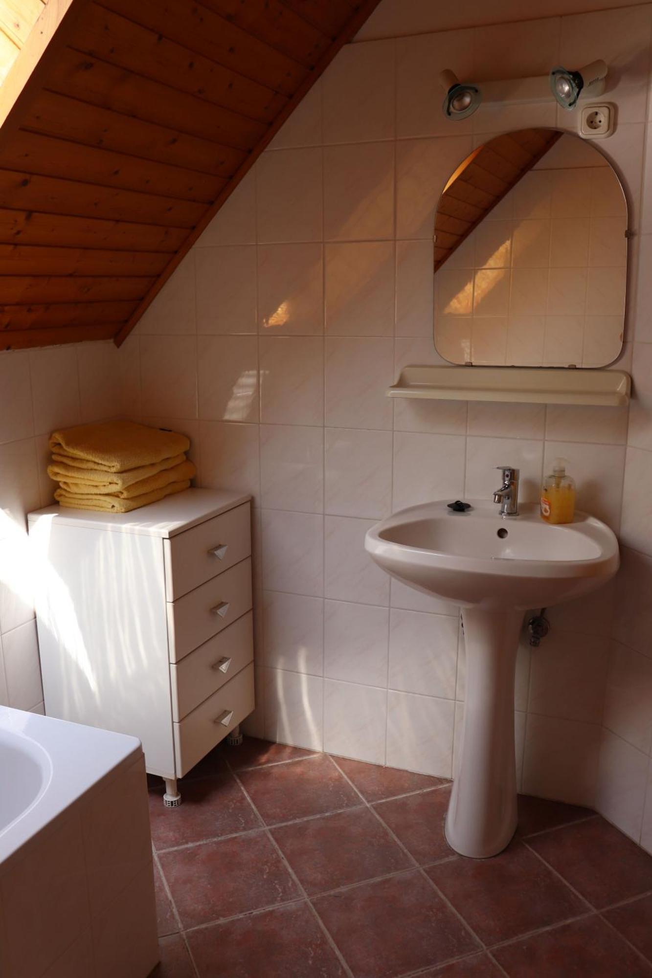 Badacsony Apartmanhaz Badacsonytomaj Exteriör bild