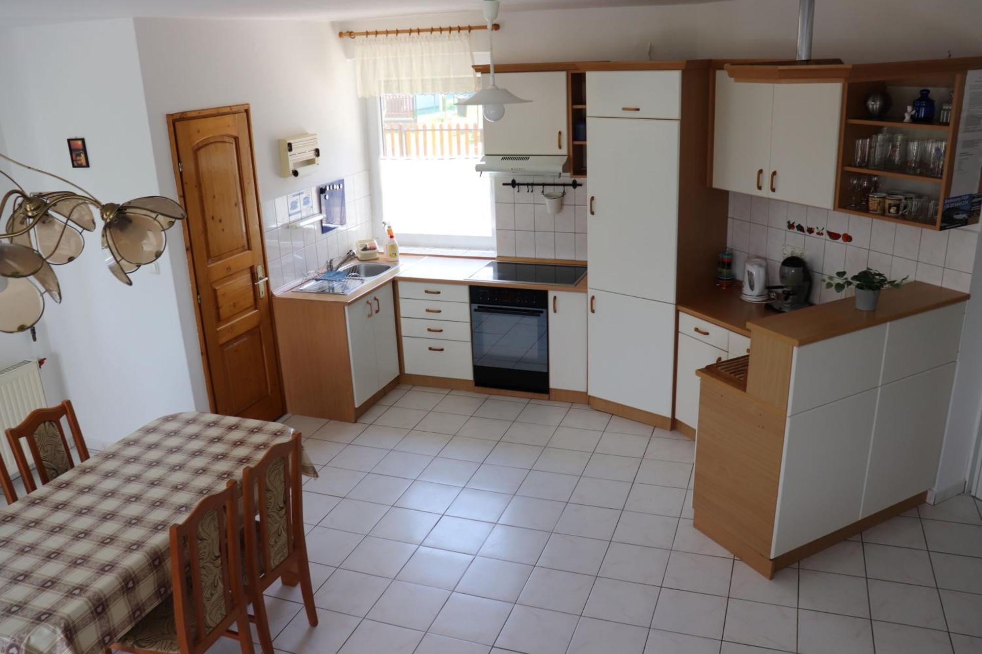 Badacsony Apartmanhaz Badacsonytomaj Exteriör bild
