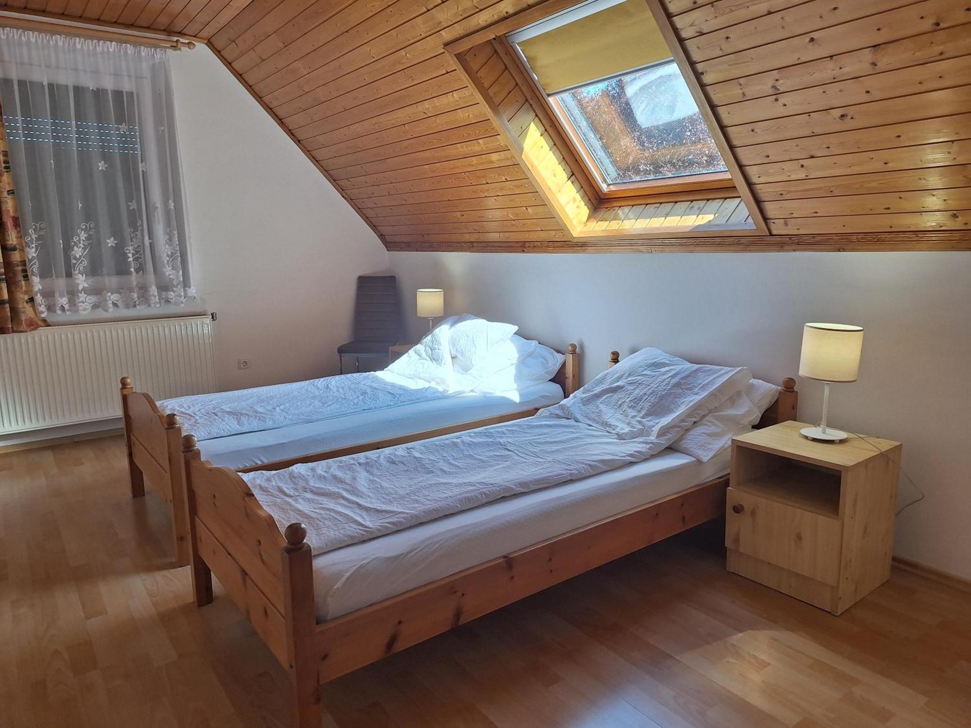 Badacsony Apartmanhaz Badacsonytomaj Exteriör bild